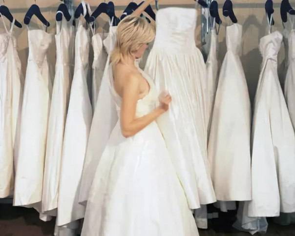 Какие существуют приметы про свадебное платье?