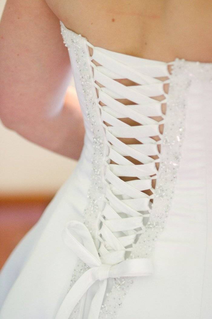 Шнуровка свадебного платья, как правильно шнуровать корсет
