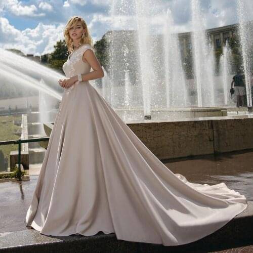 Необычное свадебное платье капучино – модные идеи по созданию образа невесты