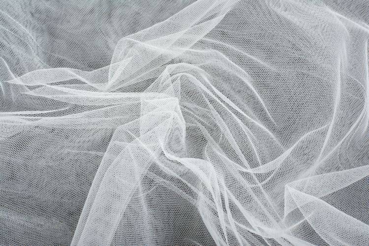 Ткани для свадебных платьев - фатин, бархат, тафта, лен