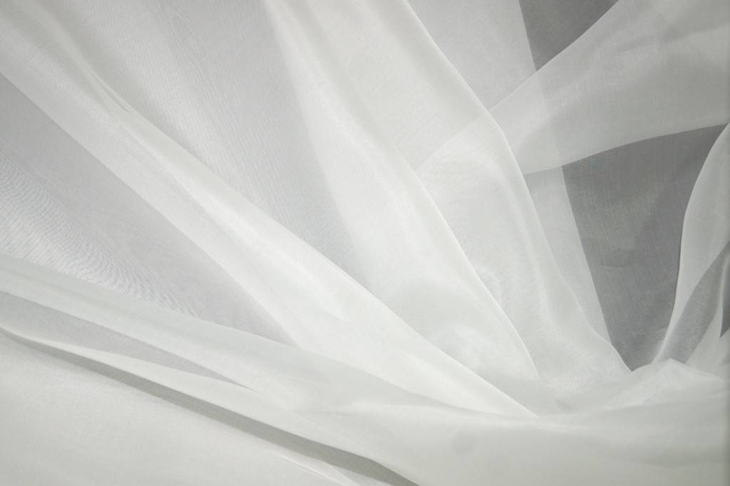 Свадебное платье из плотной ткани: красивые модели и фасоны