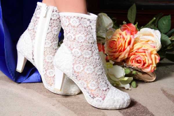 Свадебные туфли без каблука 2021 - какую модель выбрать, фото