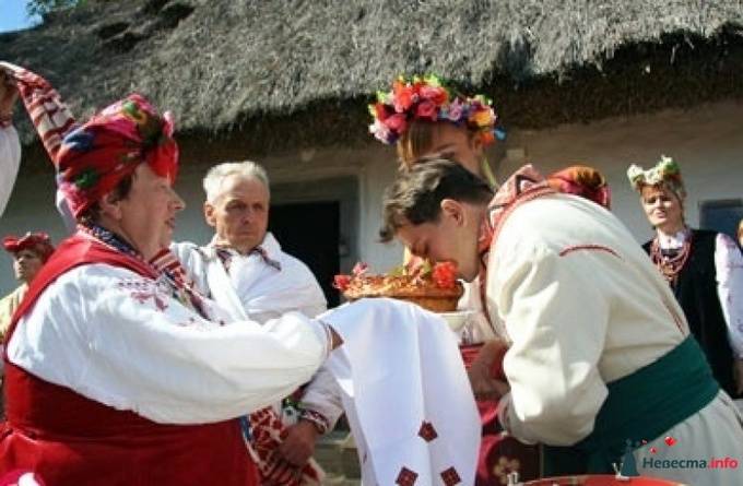 Сватовство и родительское благословение брака в украине