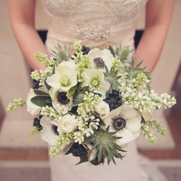 Мой единственный: свадебные букеты из одного сорта цветов
