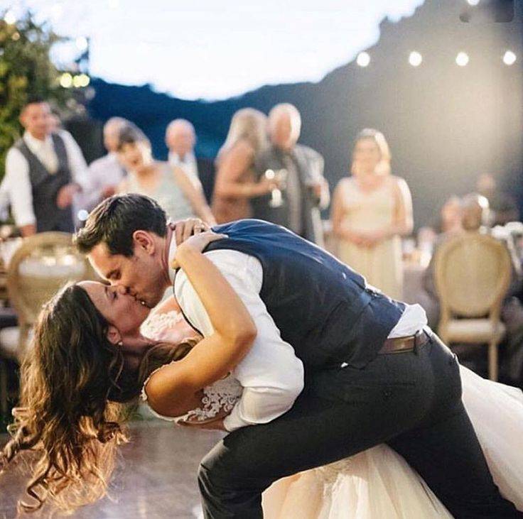 Красивый свадебный танец молодоженов: как исполнить и избежать ошибок