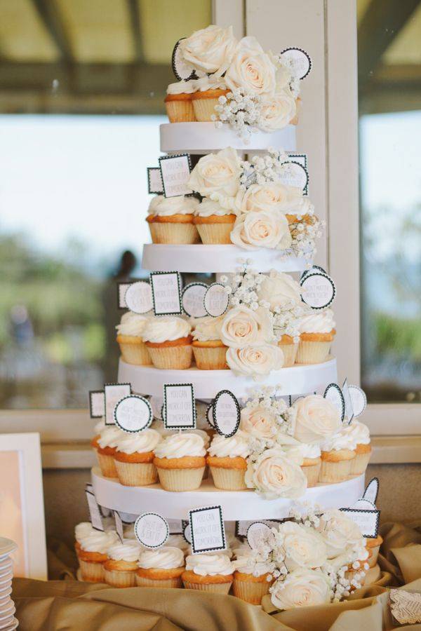 Свадебный торт с пирожными: лучший вариант порционного торта на свадьбу