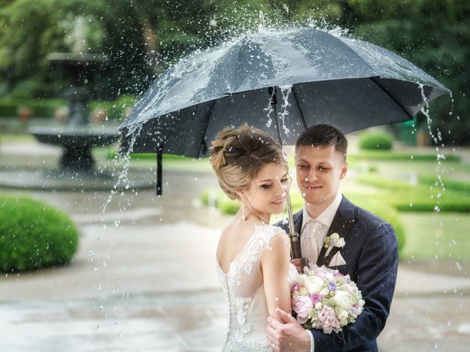 Если дождь идет в день свадьбы, что это значит? приметы на свадьбу сильный ветер в день свадьбы