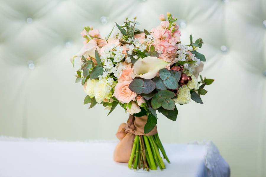 Цветы пудрового цвета: 10 крутых идей для свадьбы и не только