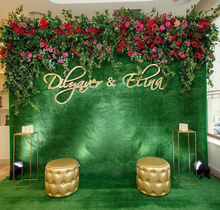 Эффектная зеленая фотозона для разных стилей свадьбы – стена и другие варианты