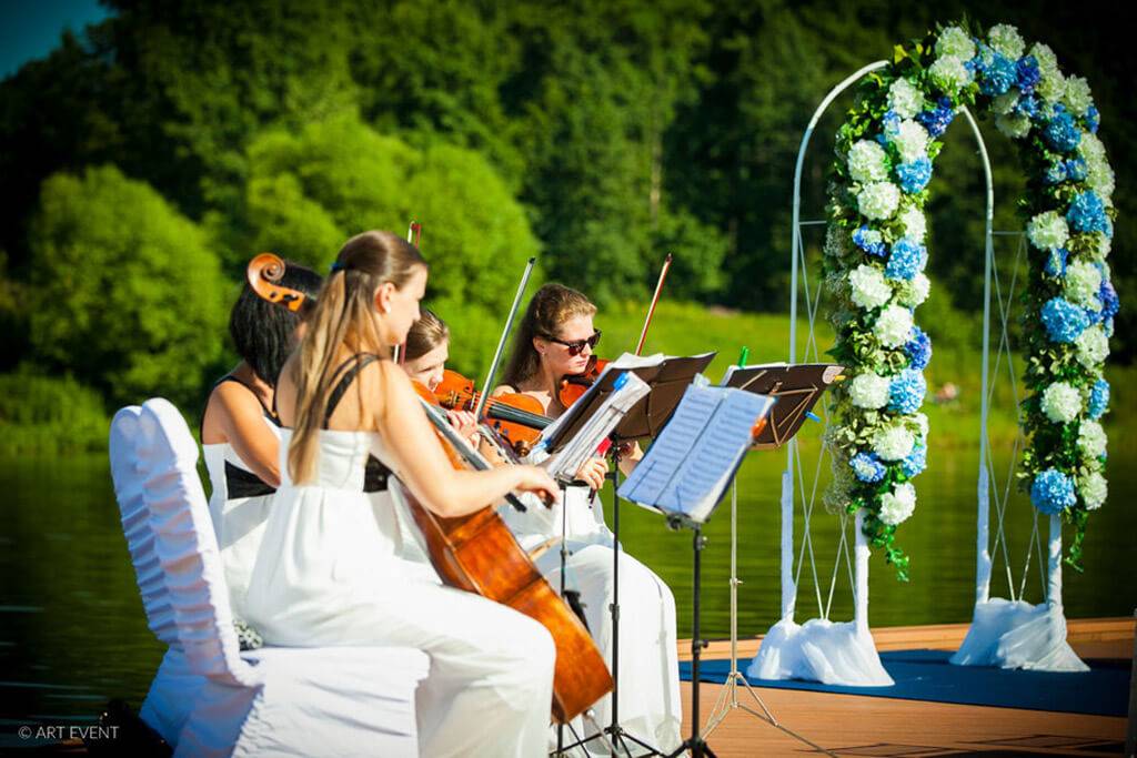 Прикольные музыкальные конкурсы на свадьбу для гостей
