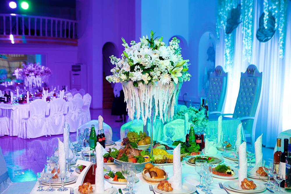 Оформление зала на свадьбу (90 фотоидей): тренды года и советы по выбору стилистики, цветовой гаммы и декора