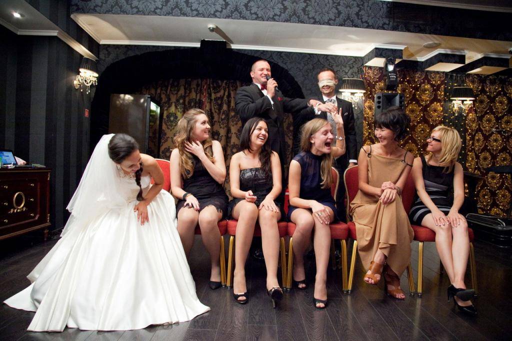 Конкурсы на свадьбу для гостей за столом [2019] – смешные? & прикольные
