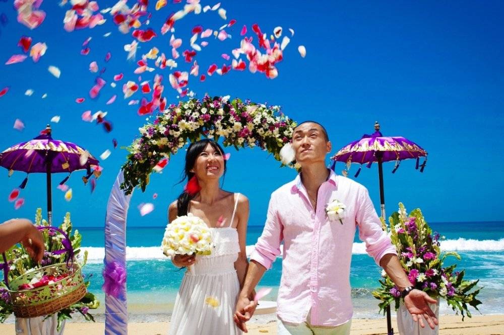 Свадьба за границей – новый подход к организации бракосочетания