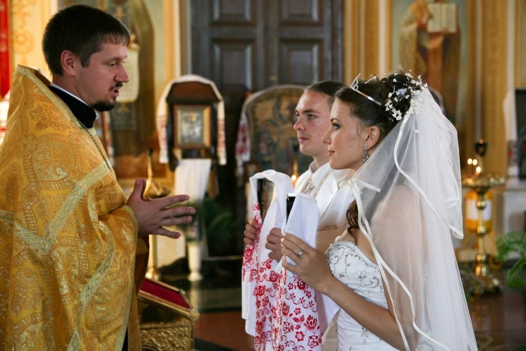 Обряд венчания в церкви – правила для молодоженов, гостей и свидетелей