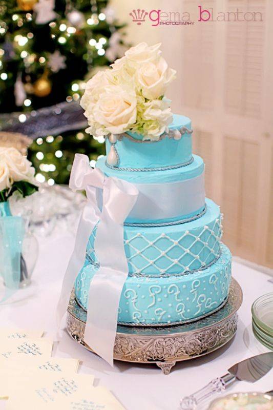 Элегантная роскошь – свадебный торт Тиффани: фото примеров