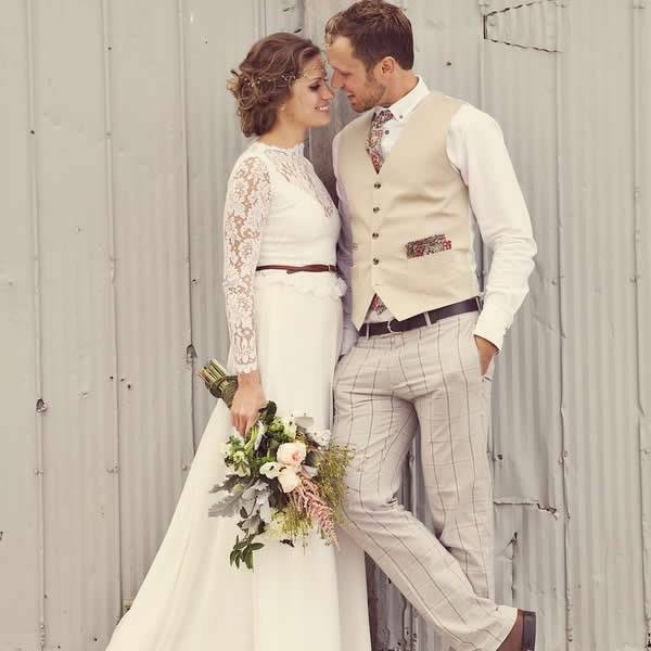 Свадебный костюм: 100 красивых и стильных фото современных фасонов