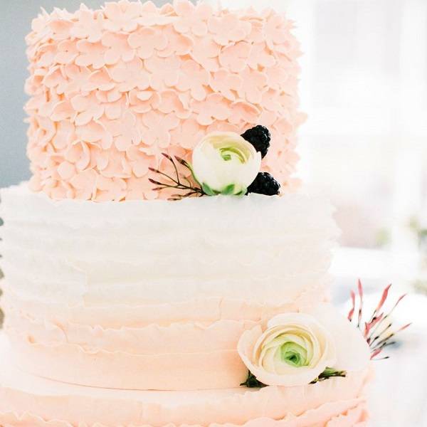 Персиковая свадьба: оформление и декор