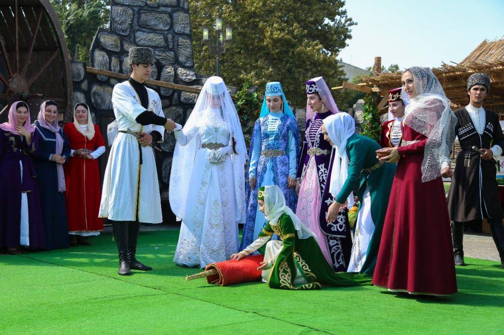 Кабардинская свадьба: традиции подготовки к свадьбе и ее проведения