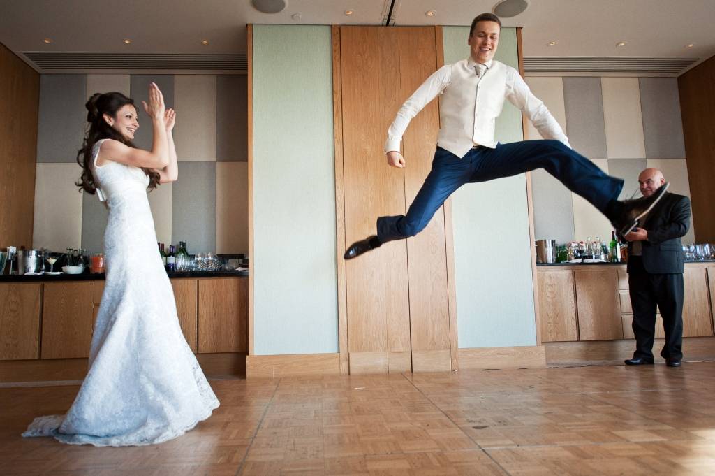 Как выбрать первый танец молодых на свадьбу – идеи