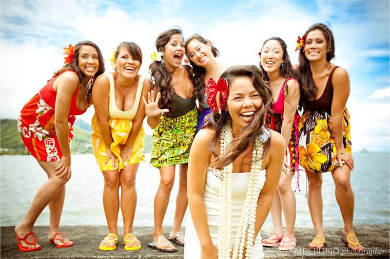 Как провести девичник в сауне в гавайском стиле