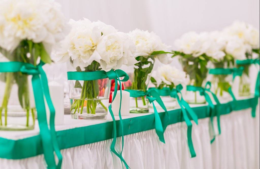 ᐉ зеленая свадьба - оформление зала и стола в оттенках оливкового - svadebniy-mir.su