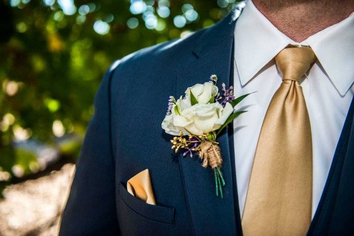 Свадьба в золотом цвете - идеи оформления, образ жениха и невесты, фото
