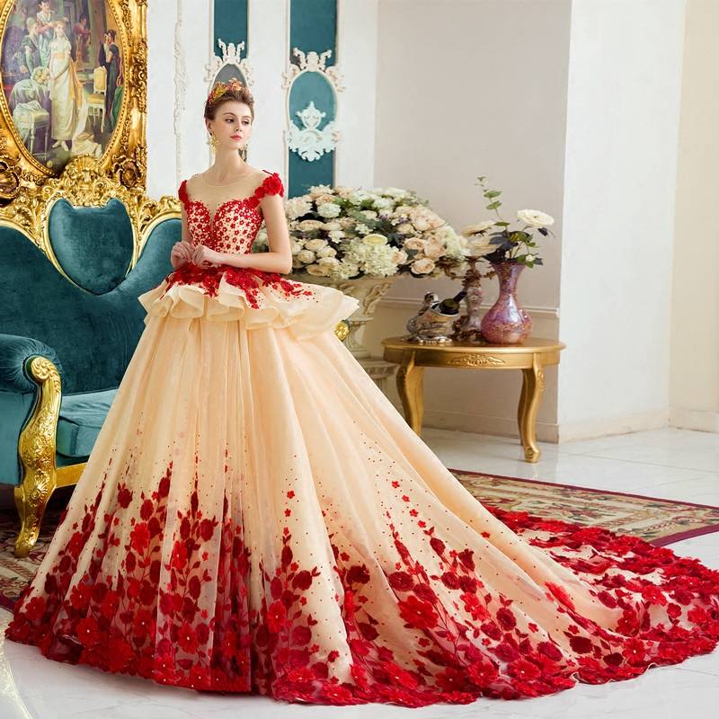 Красное платье на свадьбу: 100 красивых и стильных фото современных фасонов