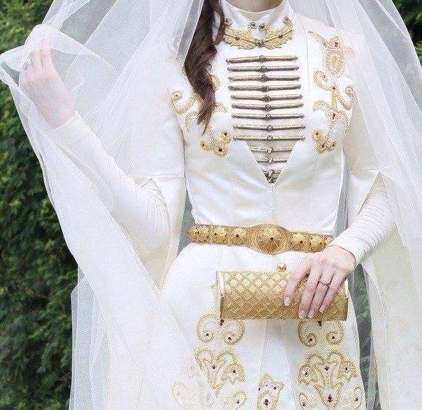 Осетинские свадебные платья - фото наряда для невесты