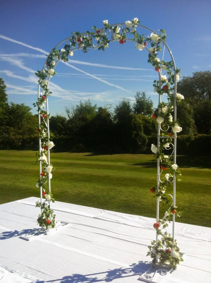 Свадебные арки из цветов  — шедевры флористики в оформлении свадьбы!