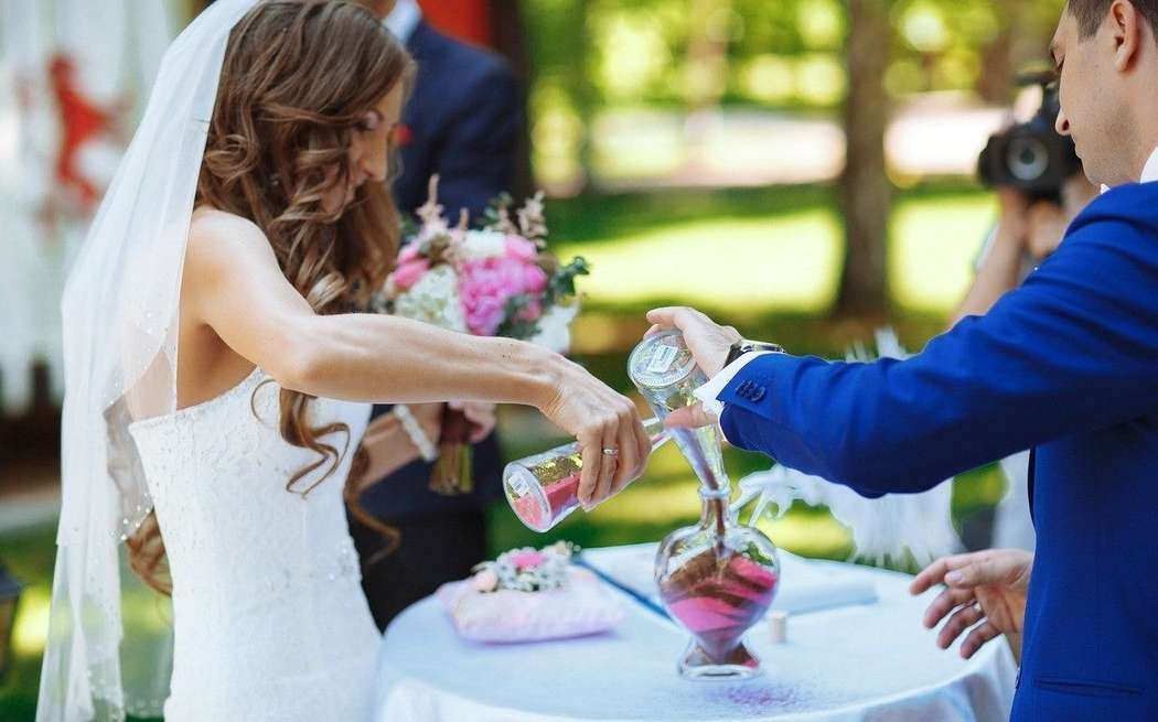 Песочная церемония на свадьбе и правила проведения