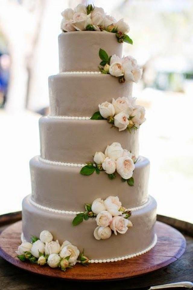 Красивые свадебные торты 2021: фото, идеи, тренды