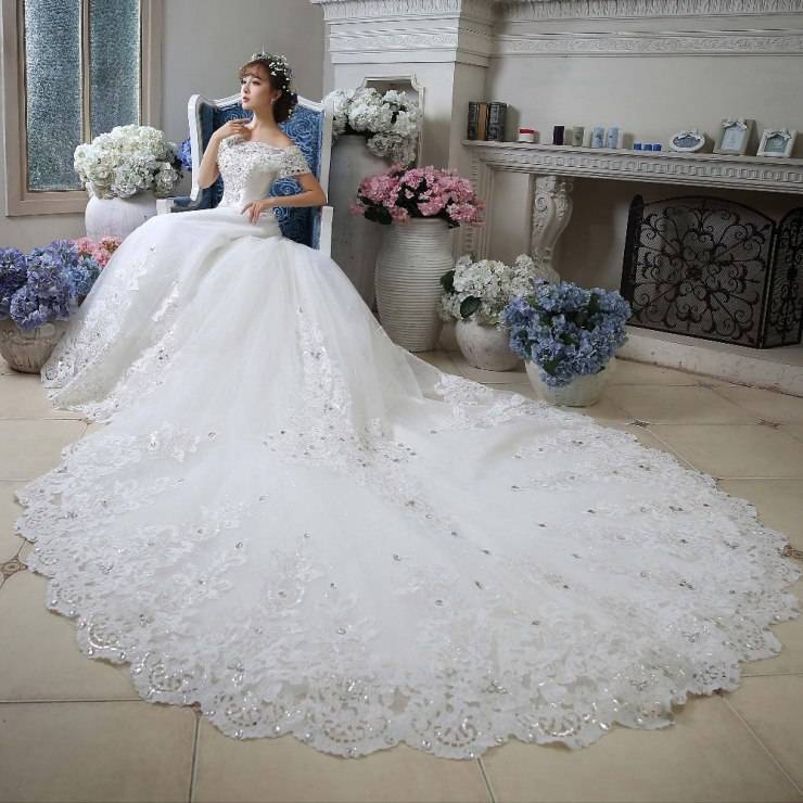 Пышное свадебное платье 2021 года: как сегодня выглядит невеста-принцесса