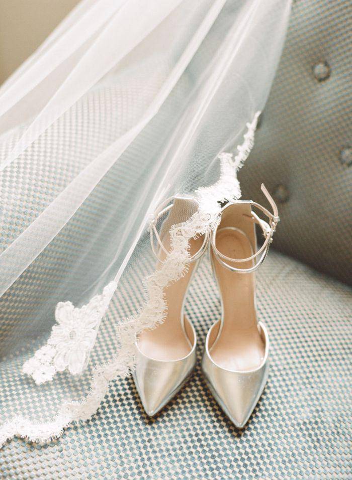 Модные свадебные босоножки для невесты: тренды 2021 года, которые вы должны знать