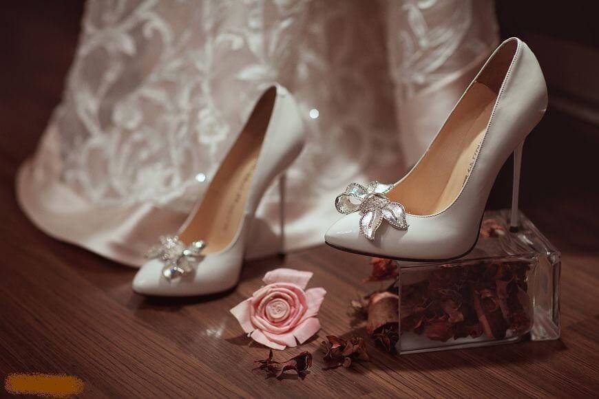 Приметы - свадебные туфли жениха и невесты