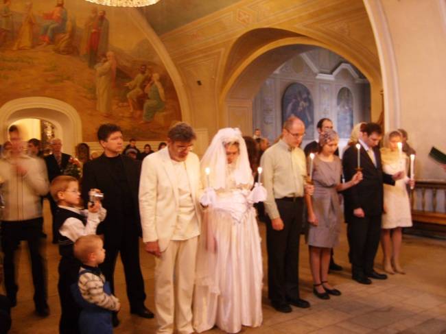 Прическа для венчания в церкви: фото, макияж своими руками