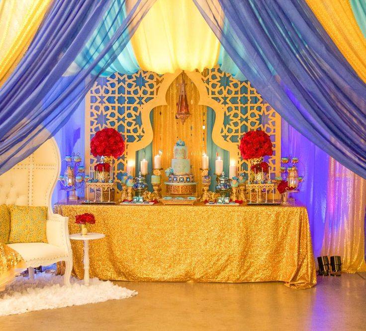 Ягодная свадьба: оформление торжества, декор свадебного торта и букета