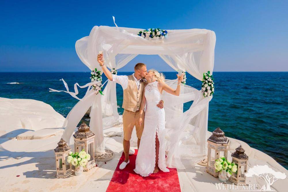 Свадьба на берегу: 57 фото-идей удивительно стильных церемоний