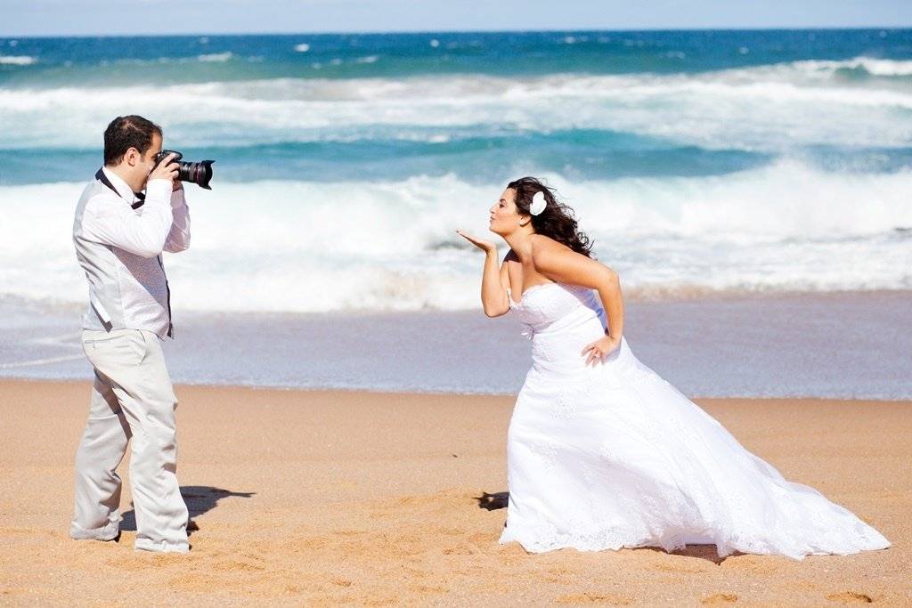 Как выбрать фотографа на свадьбу: мини-гайд