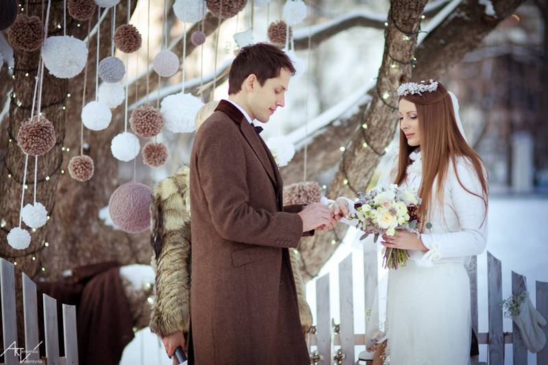 Свадьба в декабре — приметы о семейной жизни молодых