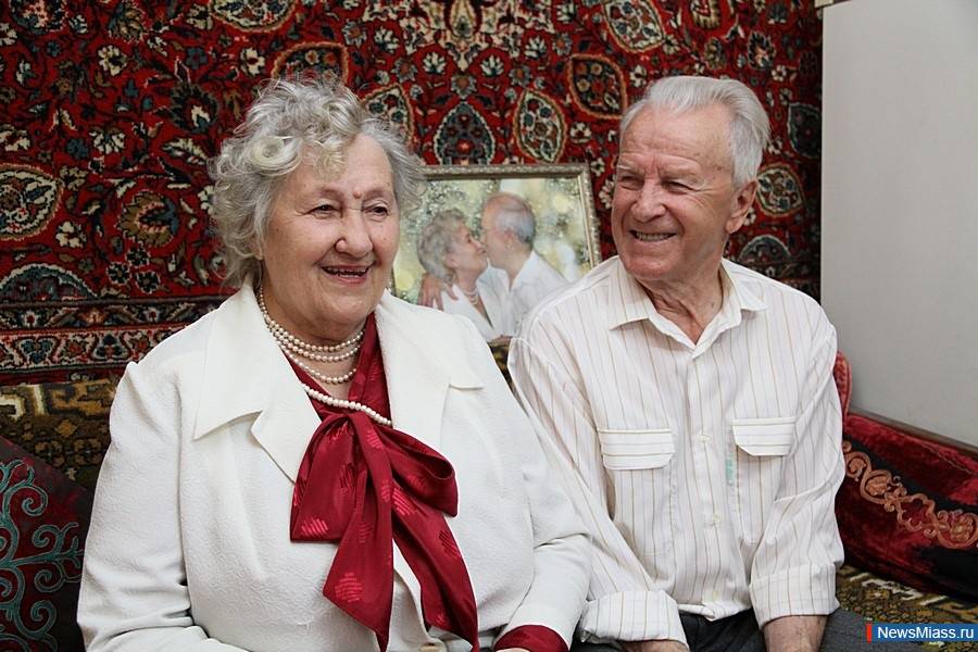 Сколько лет бриллиантовой свадьбы? 60 лет вместе- советы праздника