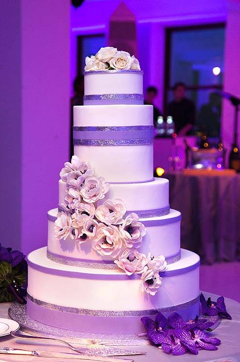 Свадебный торт фото идеи в сиреневом цвете