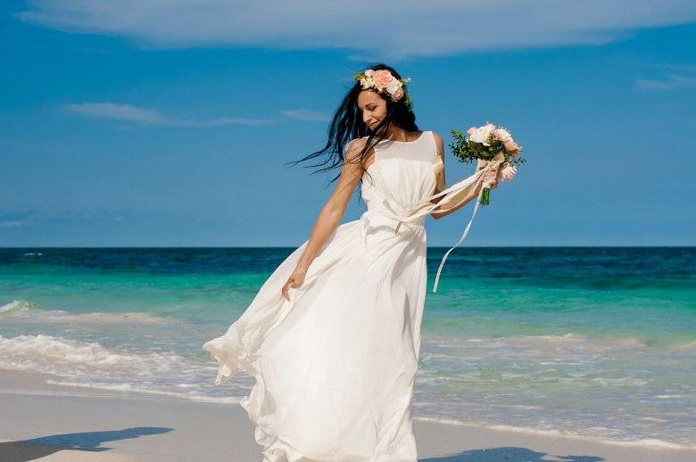ᐉ свадебная фотосессия на море - идеи фото на пляже и яхте - svadebniy-mir.su