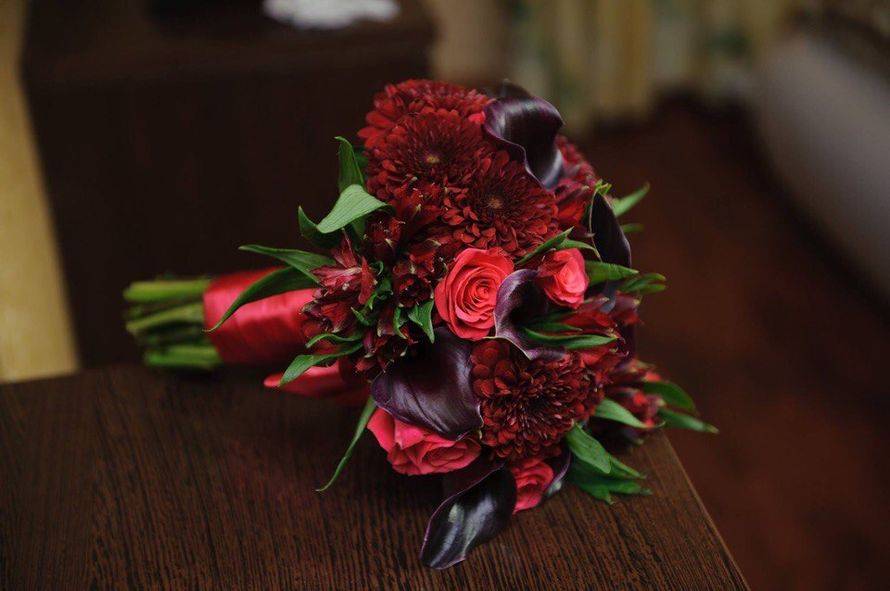 Свадьба в цвете марсала: оформление с нотками роскоши