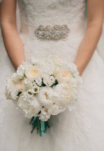 Свадебные букеты цвета айвори - фото