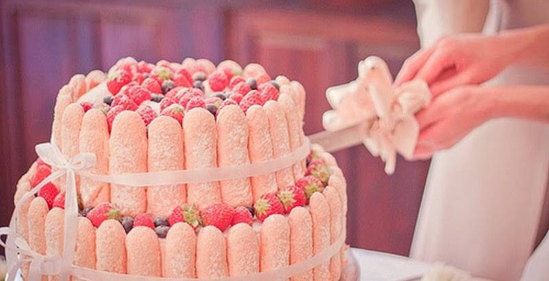 Как оригинально украсить свадебный торт в домашних условиях