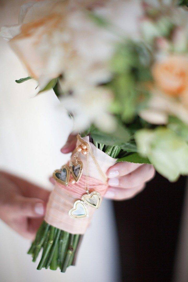 Как оформить свадебный букет своими руками? в тренде [2019] & украсить ножку лентой – интересные варианты для смелых невест