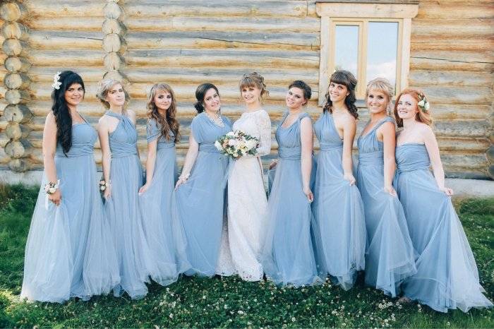 Платья для подружек невесты на свадьбу (83 фото), образы свидетельницы