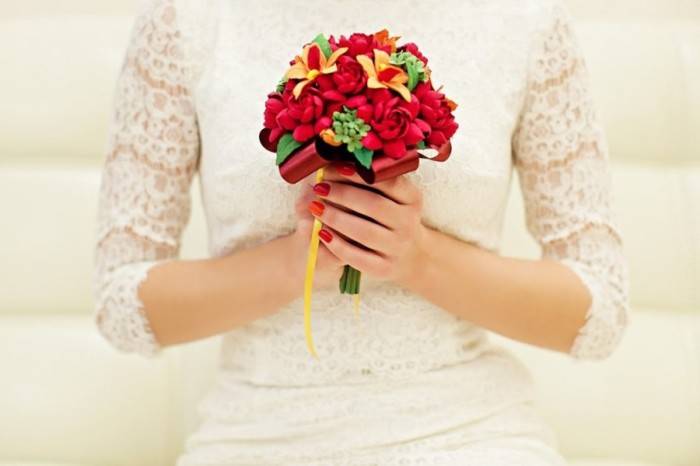 Охапка тепла в руках: потрясающие идеи, как создать осенний букет невесты