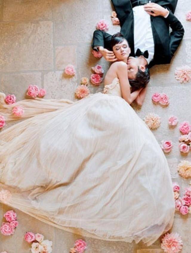 Платье на свадьбу невесте без торжества - фото свадебных нарядов