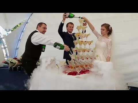 Шампанское на свадьбу - пирамида, горка из бокалов, фонтан